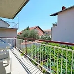 Apartment Branko Vodice