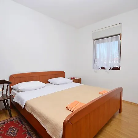 Apartament Branko *