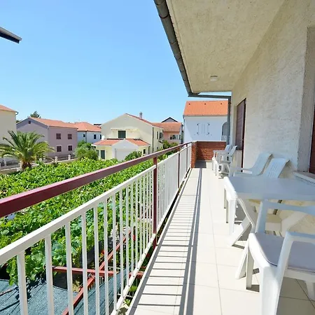 Branko * Vodice
