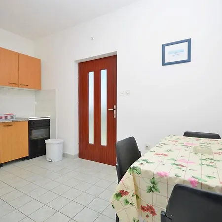 Branko Apartament Vodice