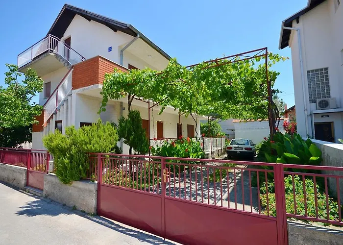 Branko Appartement *