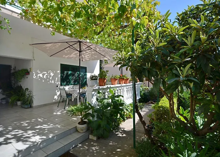 Branko Appartamento Vodice